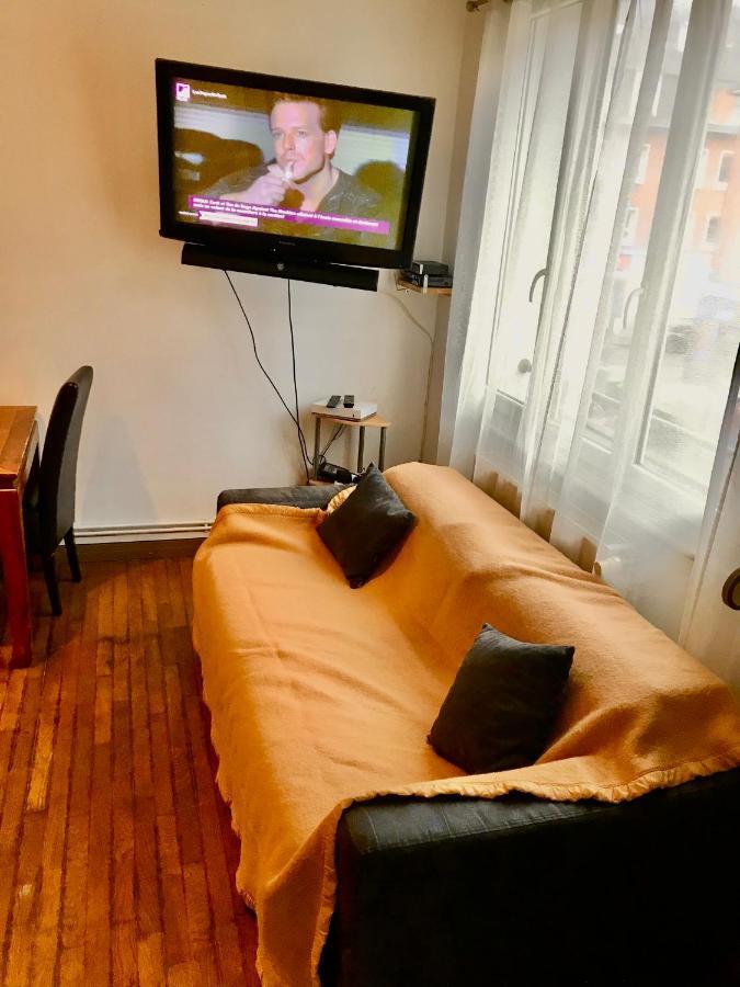 Royal Street Accommodation Calais Bagian luar foto